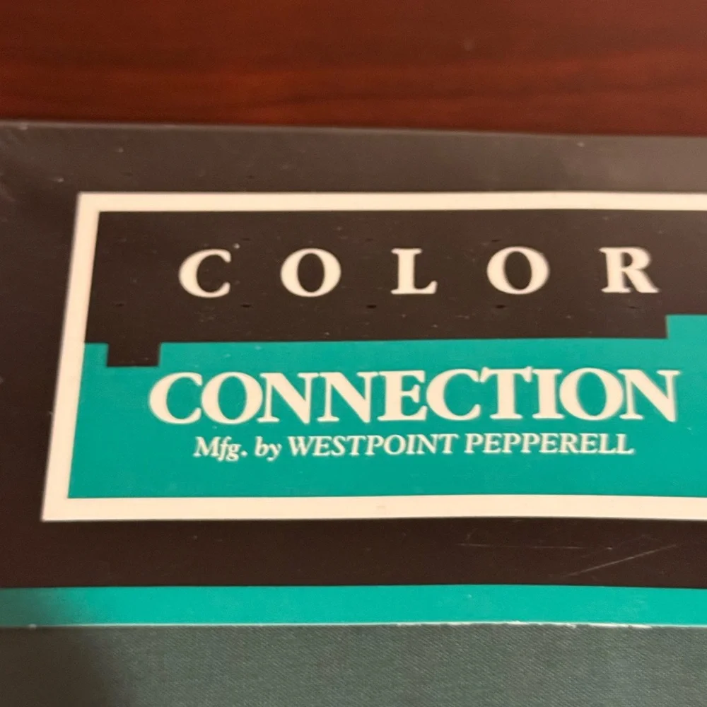 Color Connection WESTPOINT PEPPERELL Green King‎  FITTED SHEET